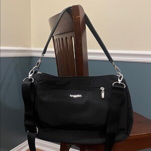 Baggallini Women's Modern Everywhere Half Moon Messenger